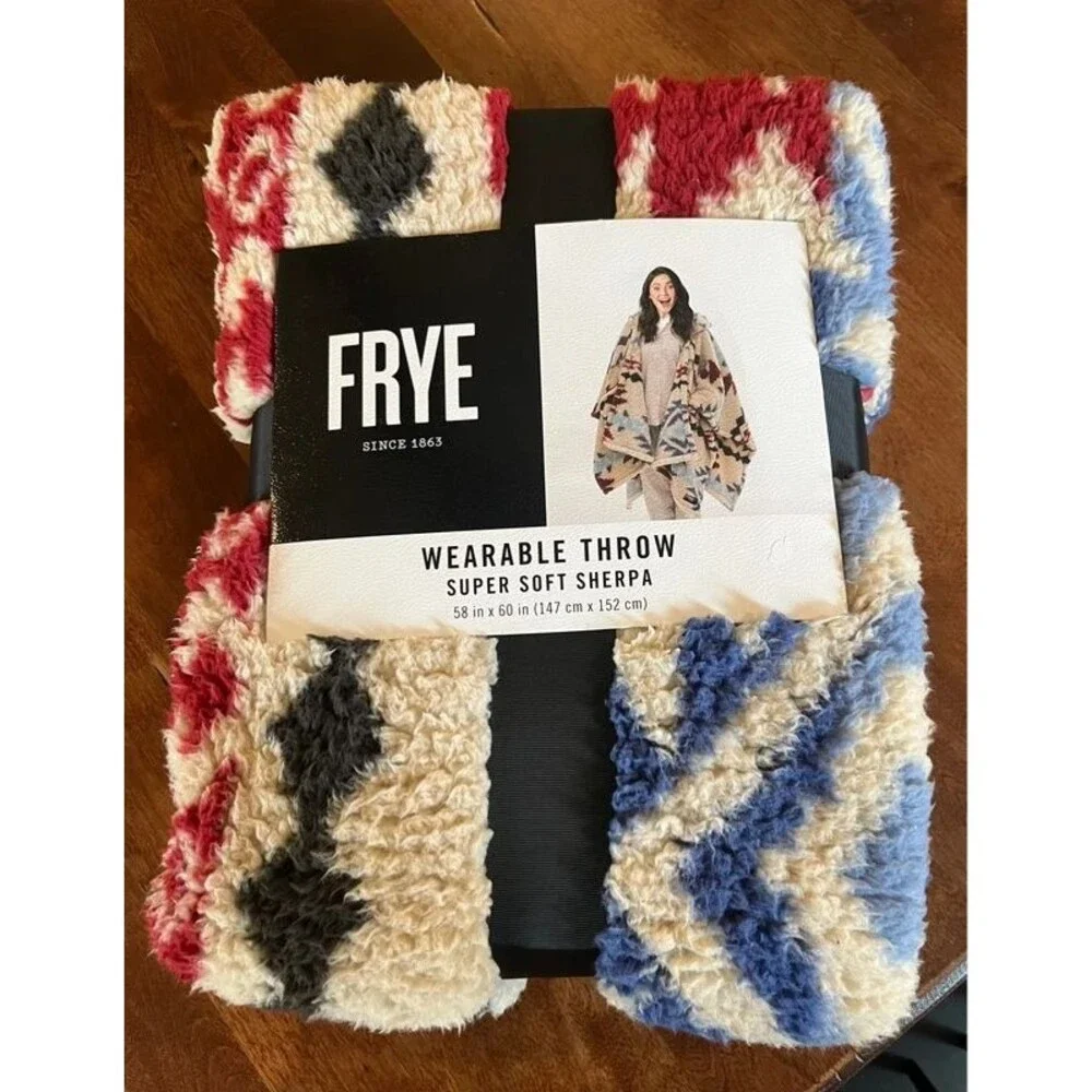 FRYE Sherpa Wearable Throw Super Soft! Cozy & Cool! NWT